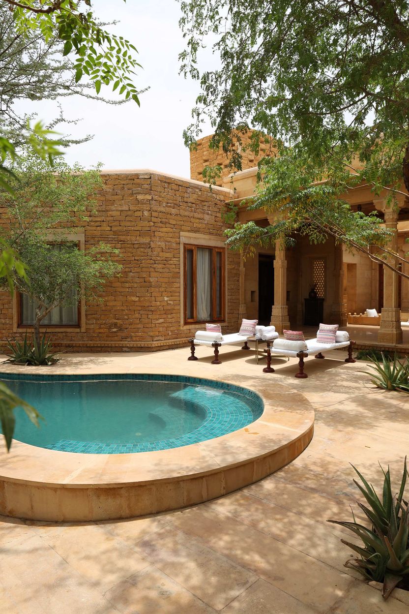 Jaisalmer haveli, swimming pool, desert escape